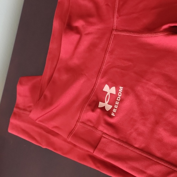 Under Armour Freedom Leggings - Picture 2 of 4